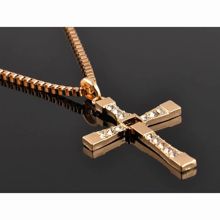 Ciondolo croce dorata con pietre sintetiche Swarovski