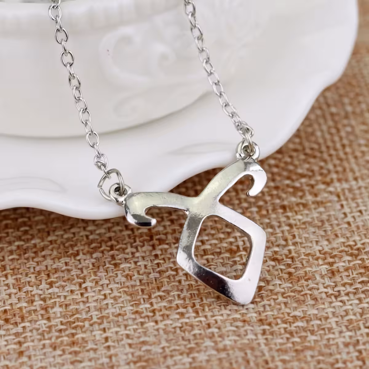 Collana con simbolo magico, ispirata ai libri e film Mortal Instruments