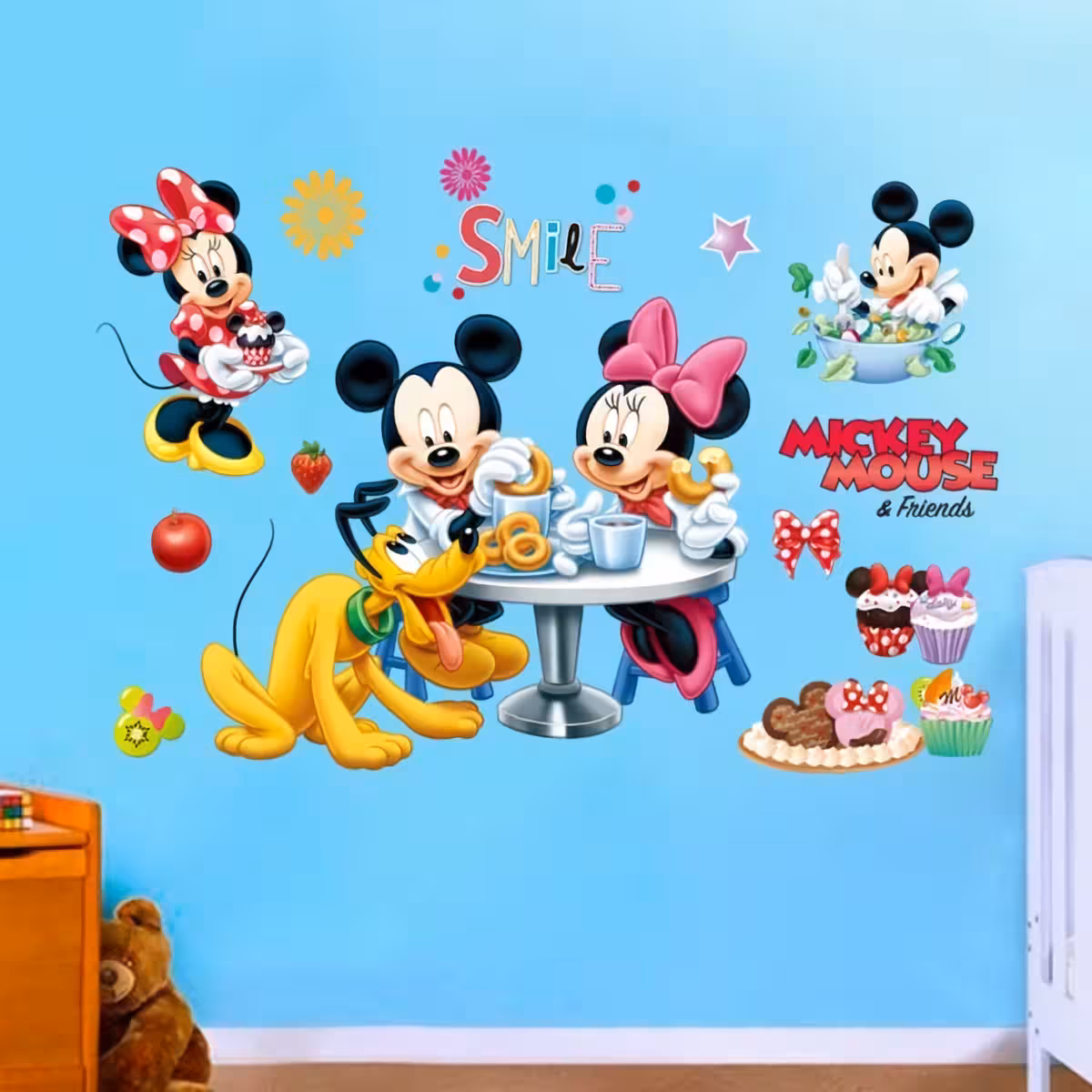Adesivo da parete ideale per cameretta o asilo con Mickey Mouse