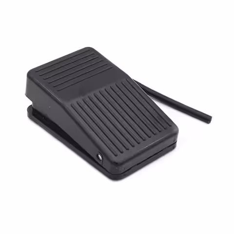 Interruttore a Pedale Elettrico – Pulsante a Pedale PTT 10A 250V per Controllo Apparecchiature