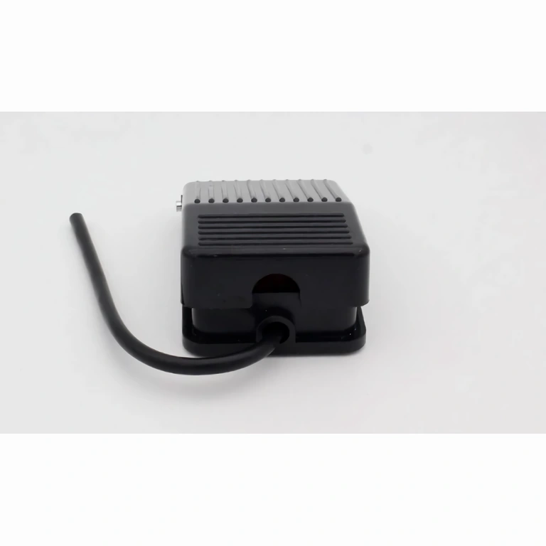 Pedale interruttore per accensione/spegnimento utensili elettrici