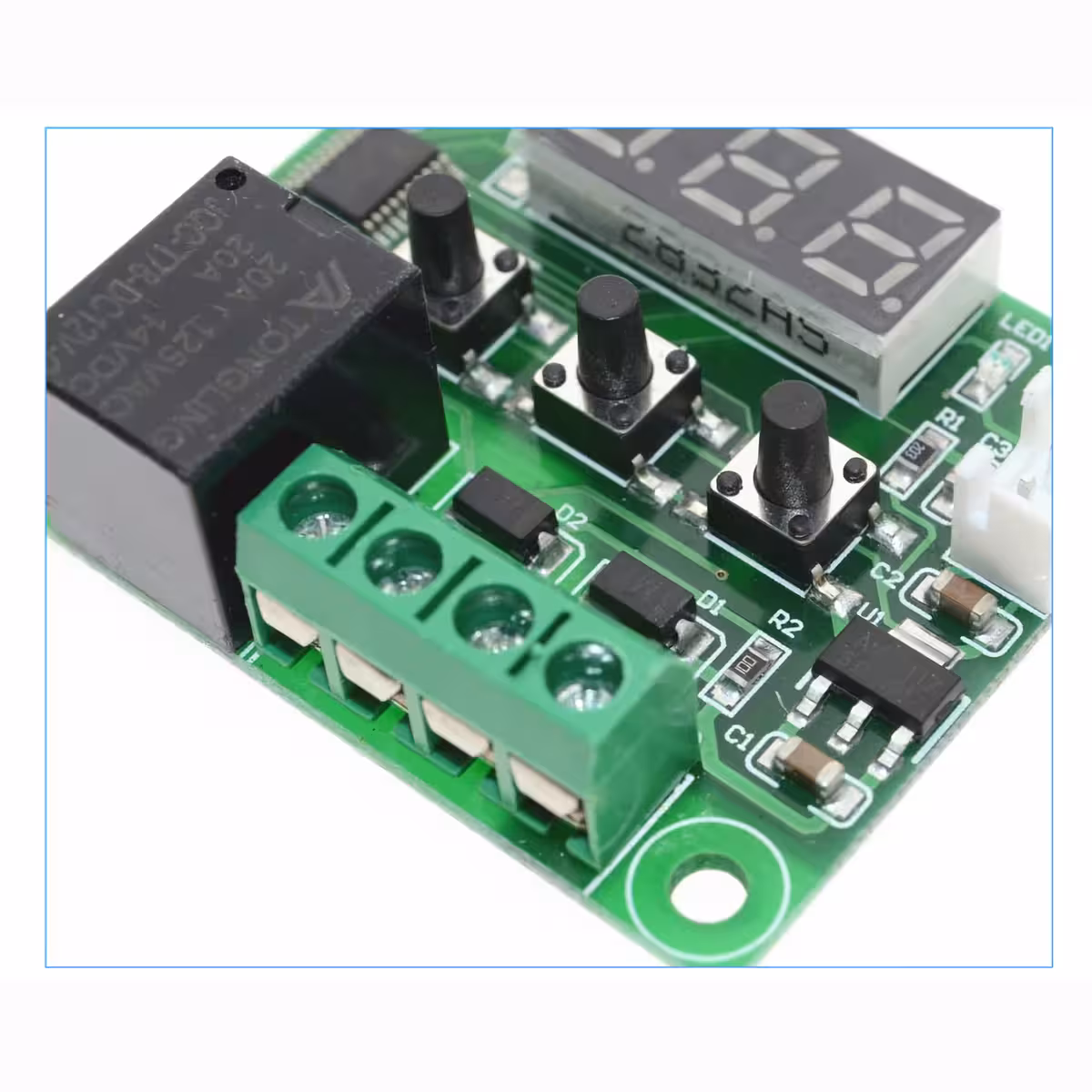 Controller elettronico con relè per applicazioni riscaldamento o raffreddamento