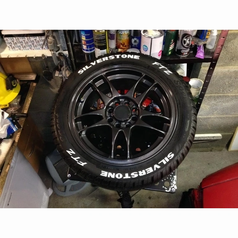 Pennarello bianco per scritte su pneumatici Pennarello bianco durevole per scrivere sul fianco dei pneumatici