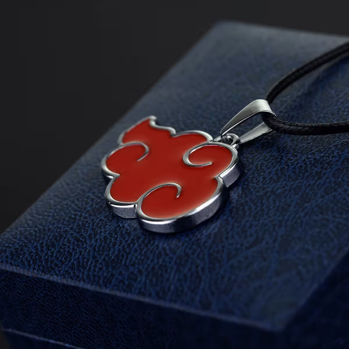 Accessorio Naruto – collana con simbolo Nuvola Rossa