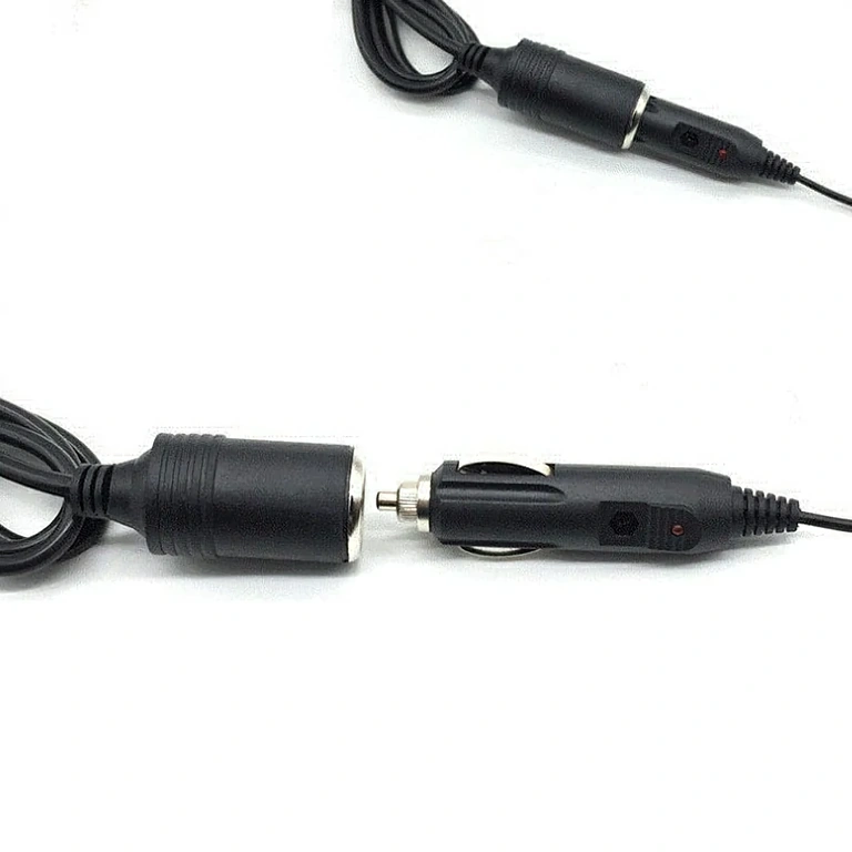 Convertitore tensione 220V a 12V con presa accendisigari auto, 10A, potenza 120W