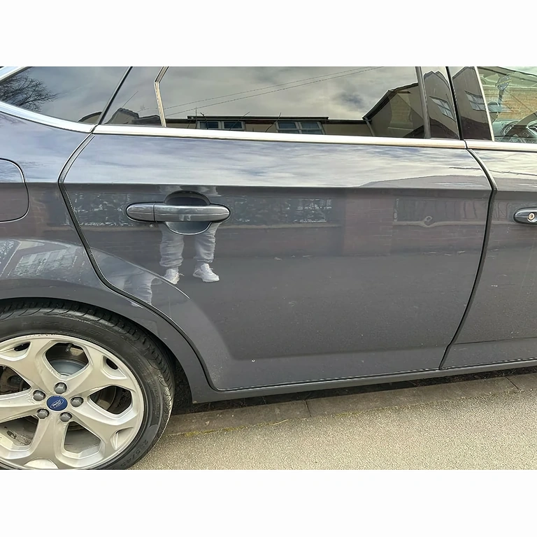 Striscia protezione bordo porta auto Striscia flessibile per protezione bordi porte auto