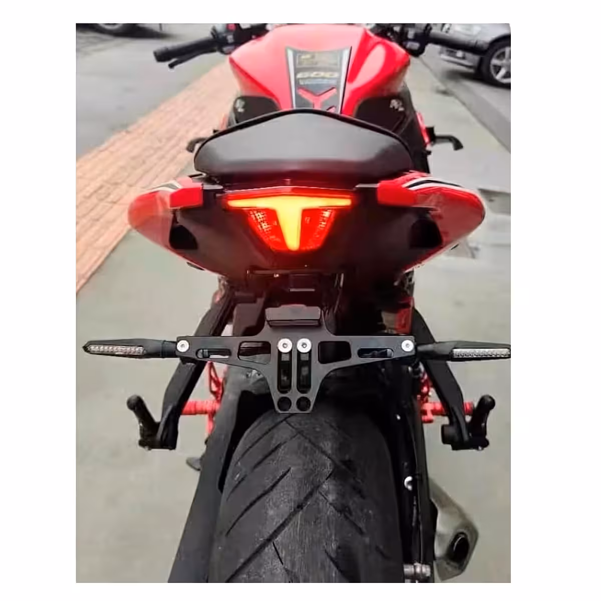 Supporto targa moto sport con illuminazione LED integrata