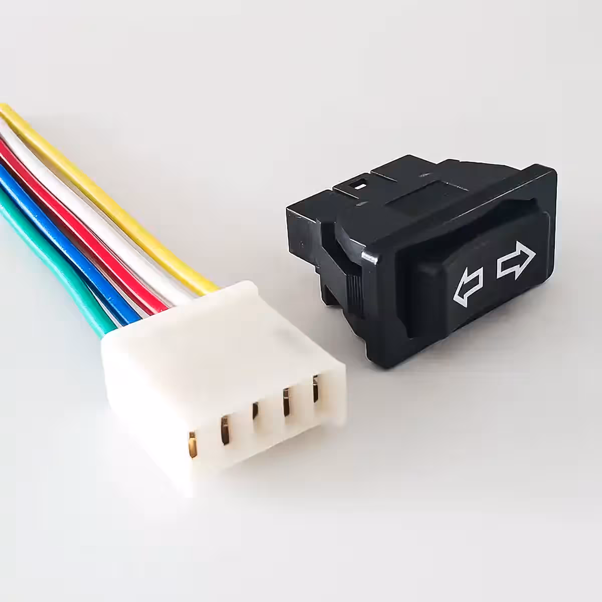 Interruttore a levetta 3 posizioni con ritorno, corrente nominale 20A