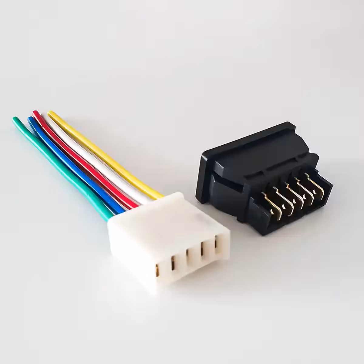 Interruttore con connettore, tensione nominale DC 12V