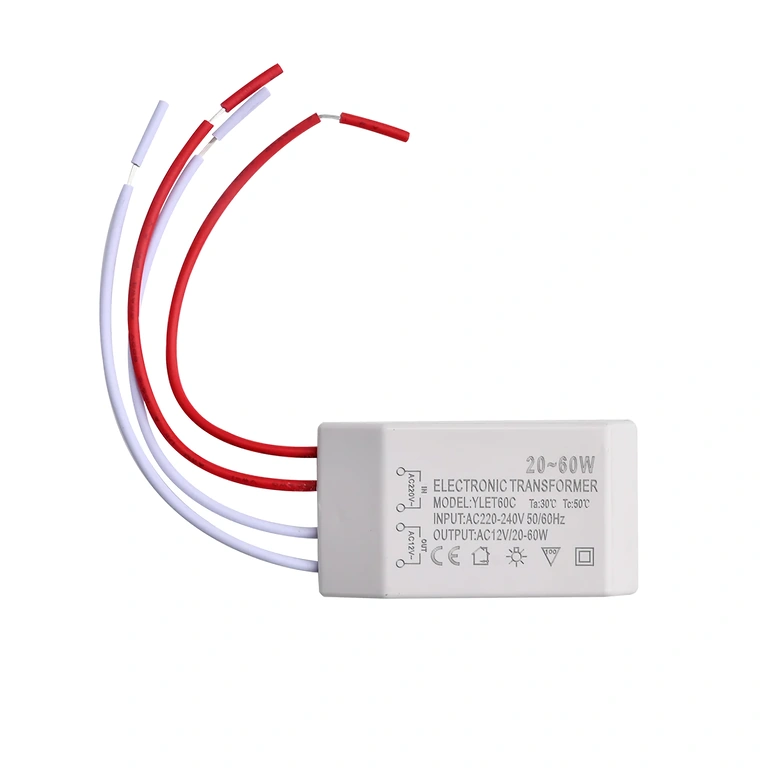 Trasformatore per lampade alogène 12V AC Trasformatore dedicato per alimentare lampadine alogene 12V