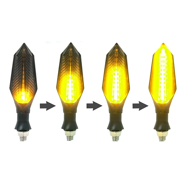 Indicatori dinamici arancioni per scooter elettrico