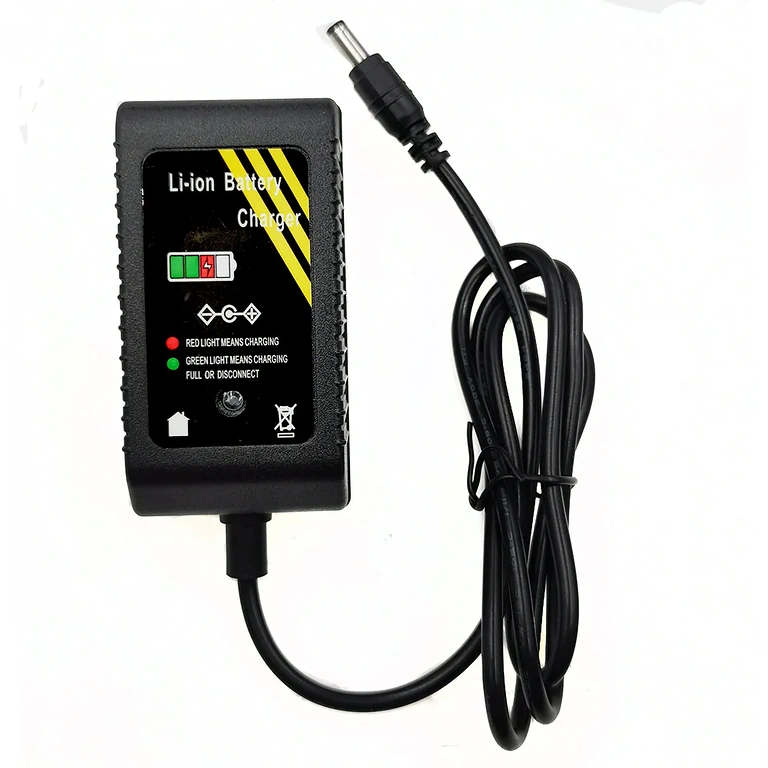 Caricatore Li-Ion 16.8V 2A – vista dall’alto Caricabatterie Li-Ion 16.8V 2A – vista dall’alto completa, adatto per batterie 14.4V Li-Ion e utensili portatili