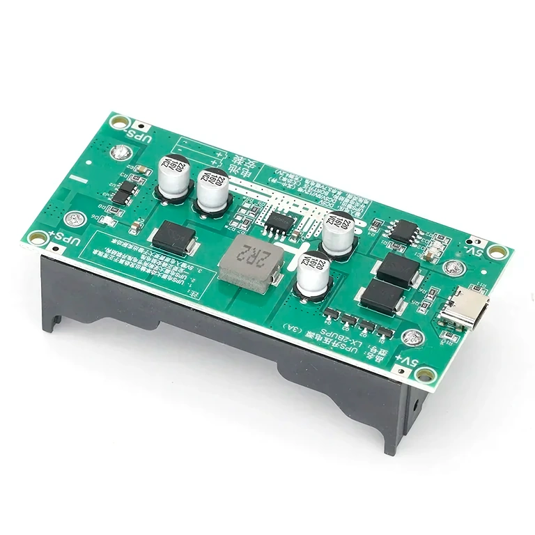 Modulo UPS Mini collegato con 2 batterie 18650, pronto per alimentazione ininterrotta